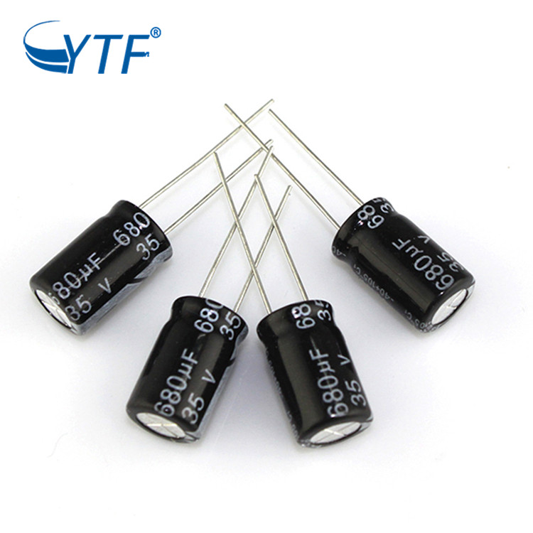 Manufacturer Sale 680UF 35V Aluminum Electrolytic Capacitor Large Rated Capacity Working Voltage Range