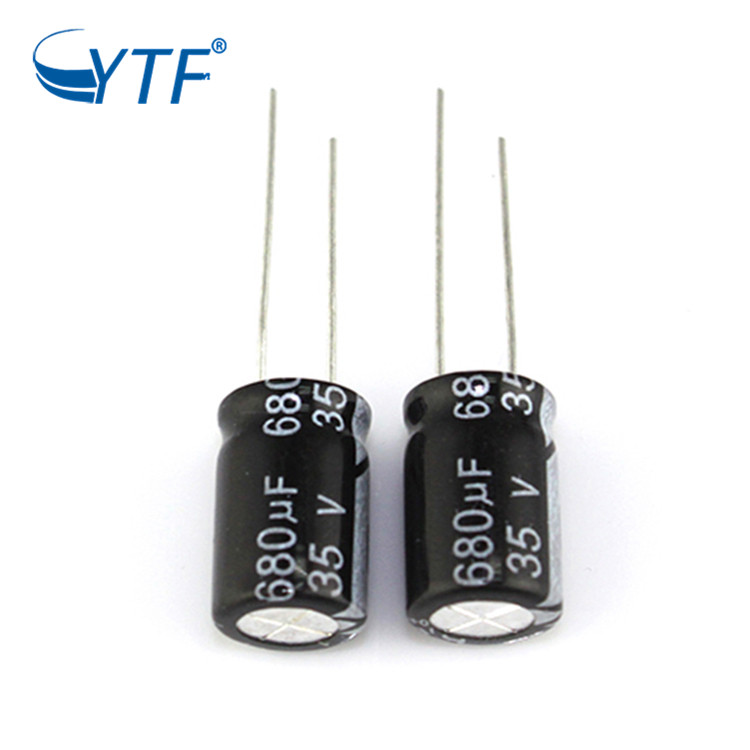 Manufacturer Sale 680UF 35V Aluminum Electrolytic Capacitor Large Rated Capacity Working Voltage Range